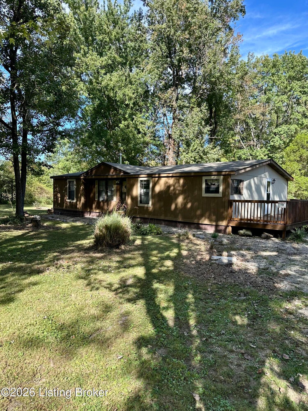 Photo of 428 Marilyn Way, Lebanon Junction, KY 40150 (MLS # 1731133)