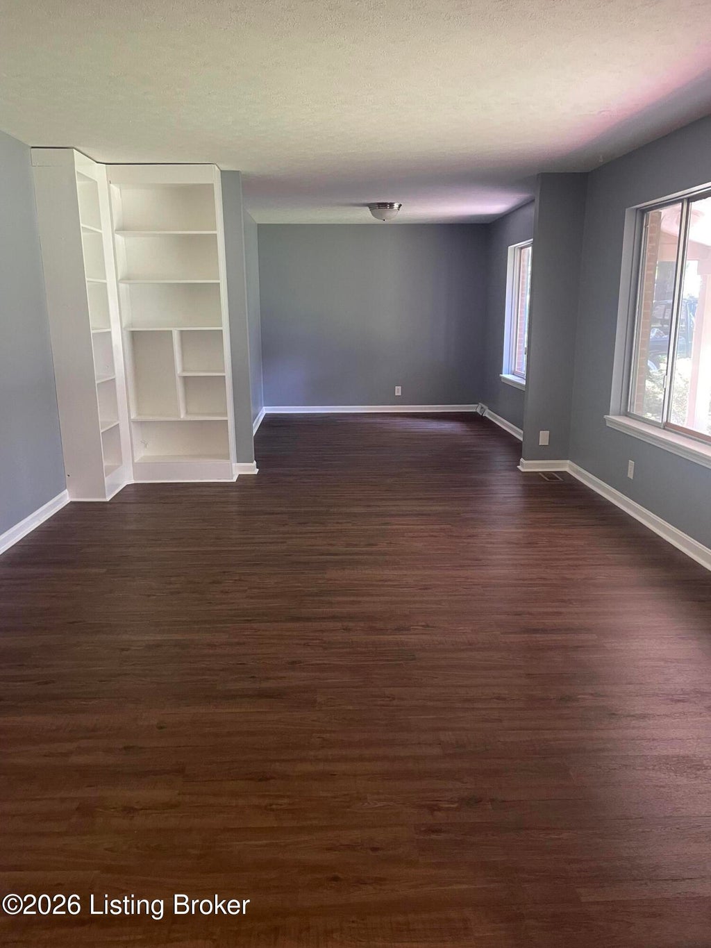 Photo of 8603 Cool Brook Ct, Louisville, KY 40291 (MLS # 1722106)