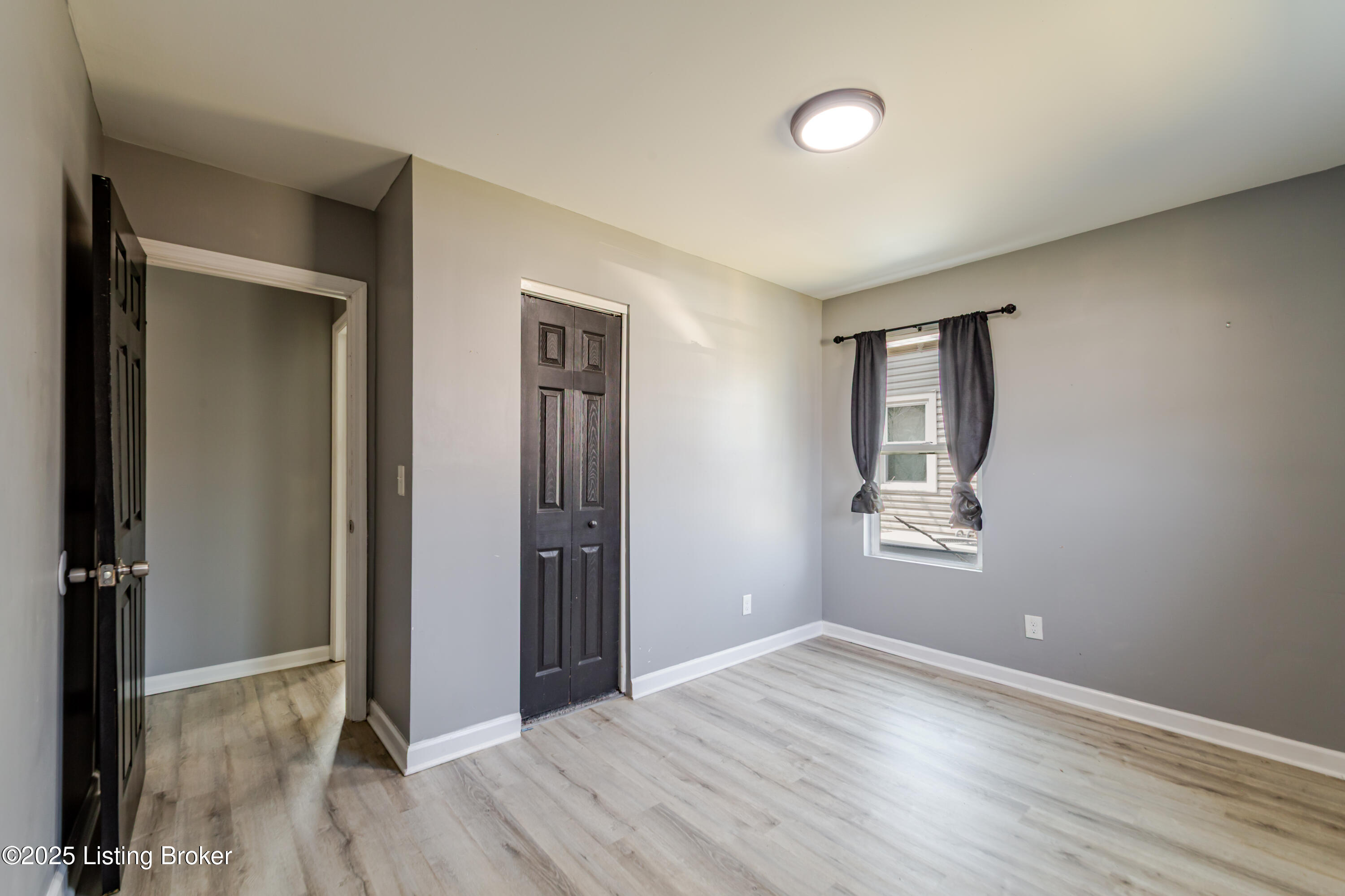2404 Elmhurst Ave, Louisville, Kentucky image 8
