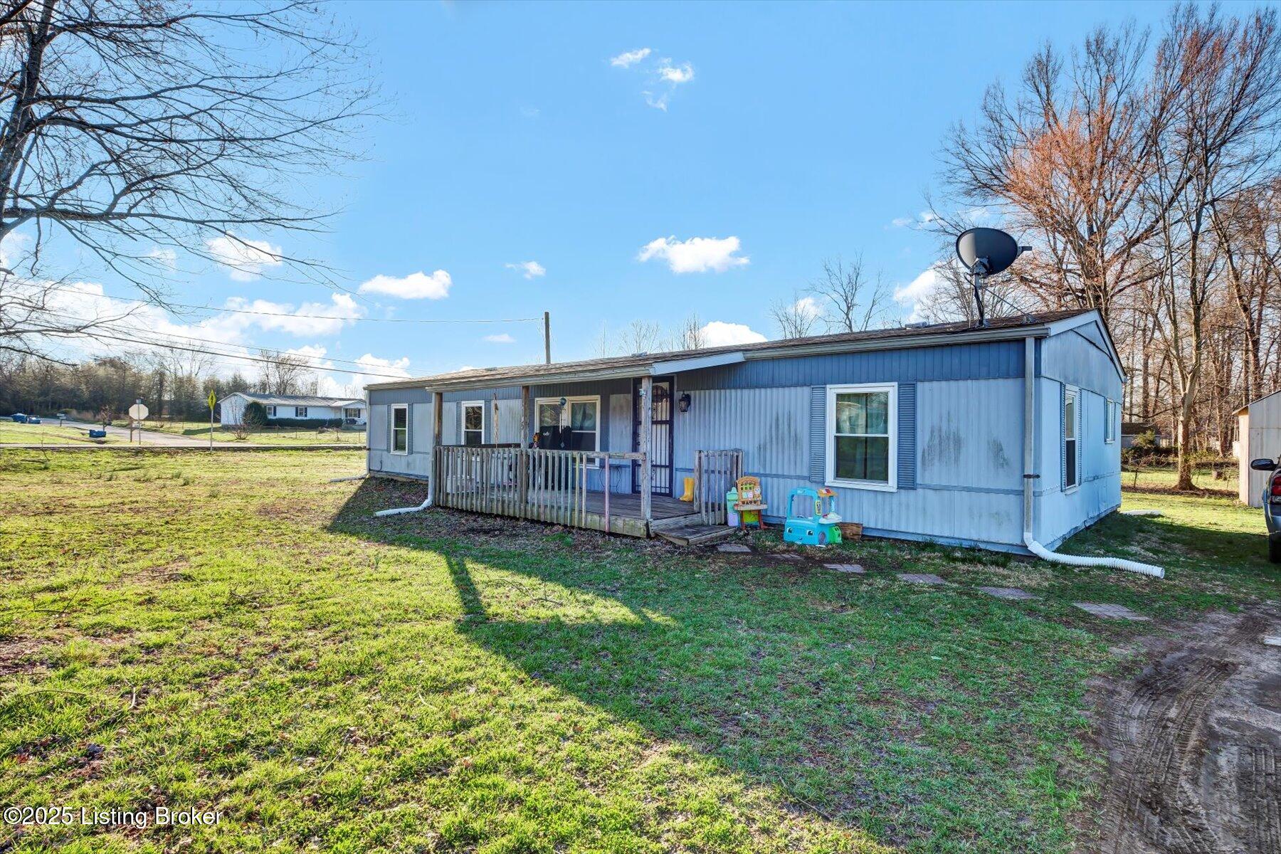 115 Woodland Dr, Shepherdsville, Kentucky image 3