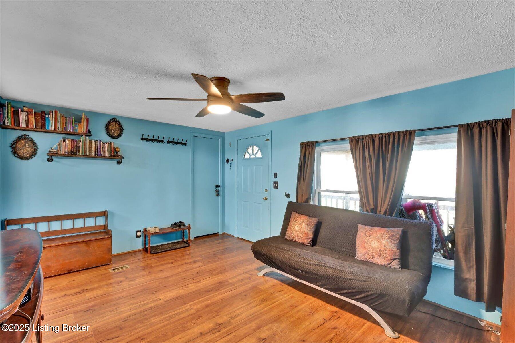 115 Woodland Dr, Shepherdsville, Kentucky image 7