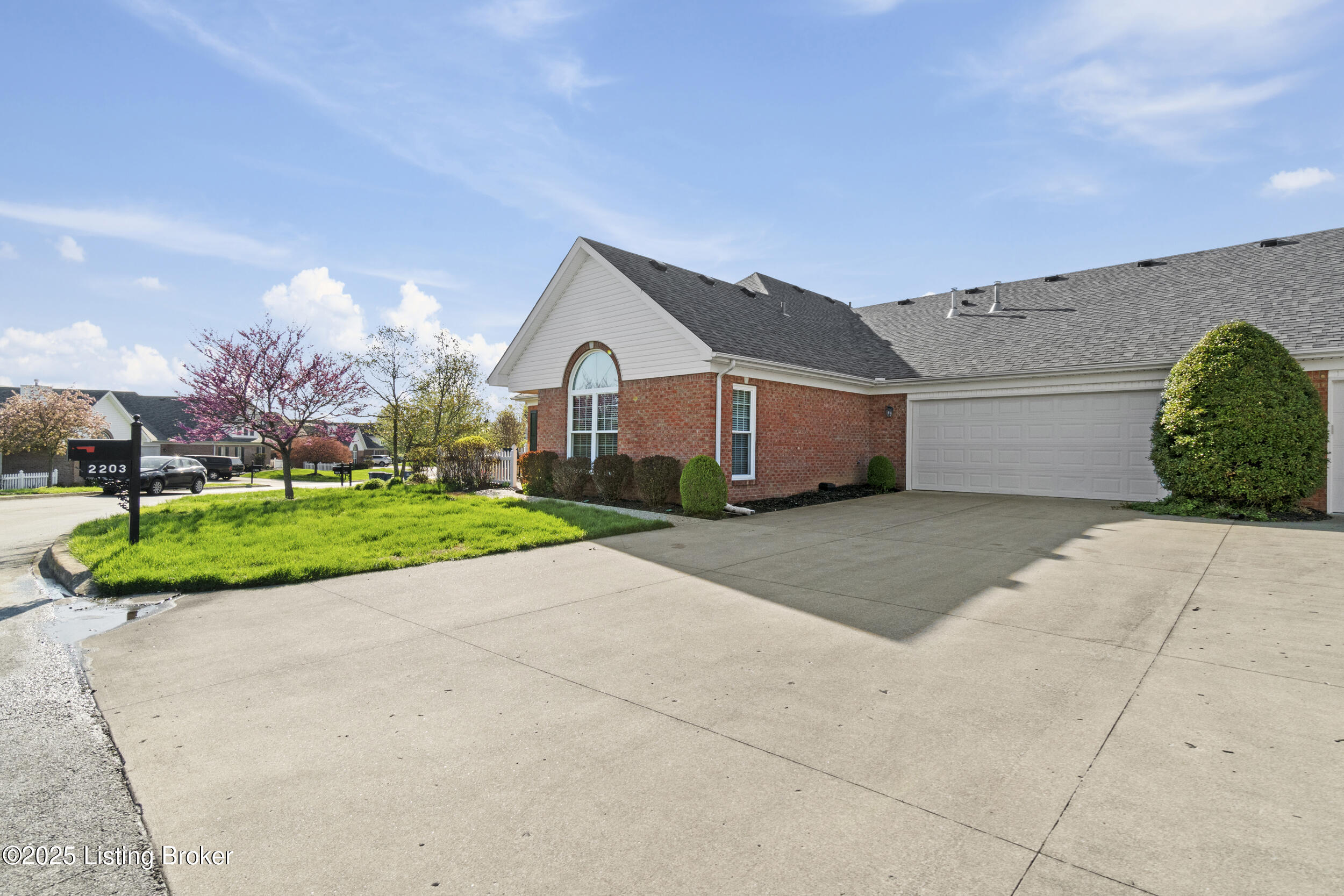 2203 Sugarmaple Dr, La Grange, Kentucky image 6