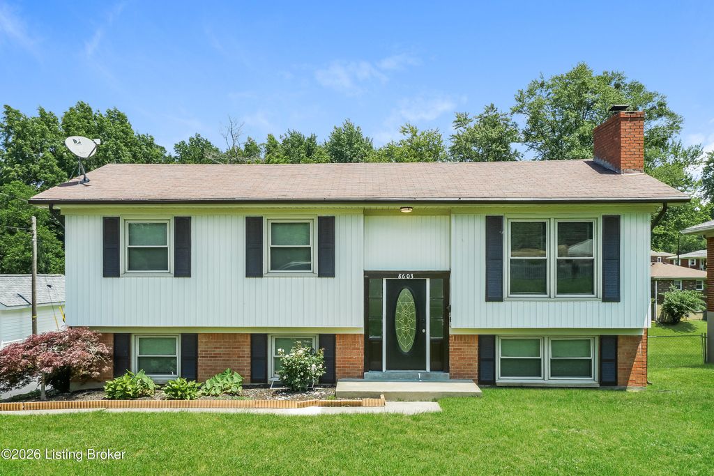 Photo of 8603 Honor Ave, Louisville, KY 40219 (MLS # 1707856)