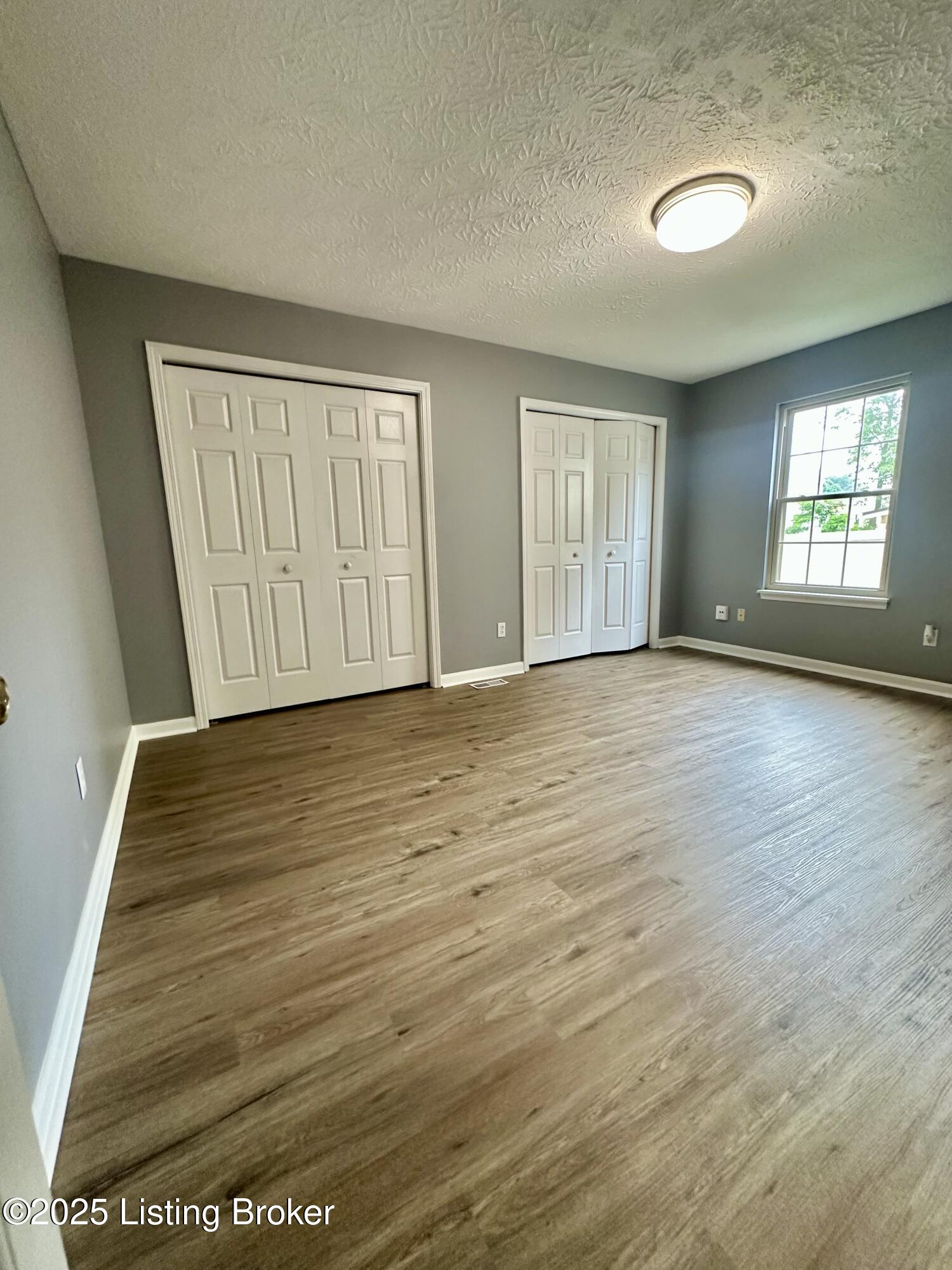 512 Auburn Oaks Dr, Louisville, Kentucky image 11