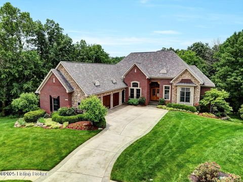 Photo of 8701 Summit Ridge Dr, Louisville, KY 40241 (MLS # 1700178)