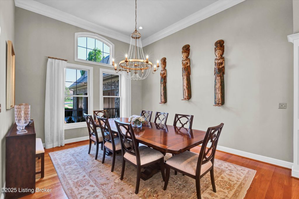 Photo of 8701 Summit Ridge Dr, Louisville, KY 40241 (MLS # 1700178)