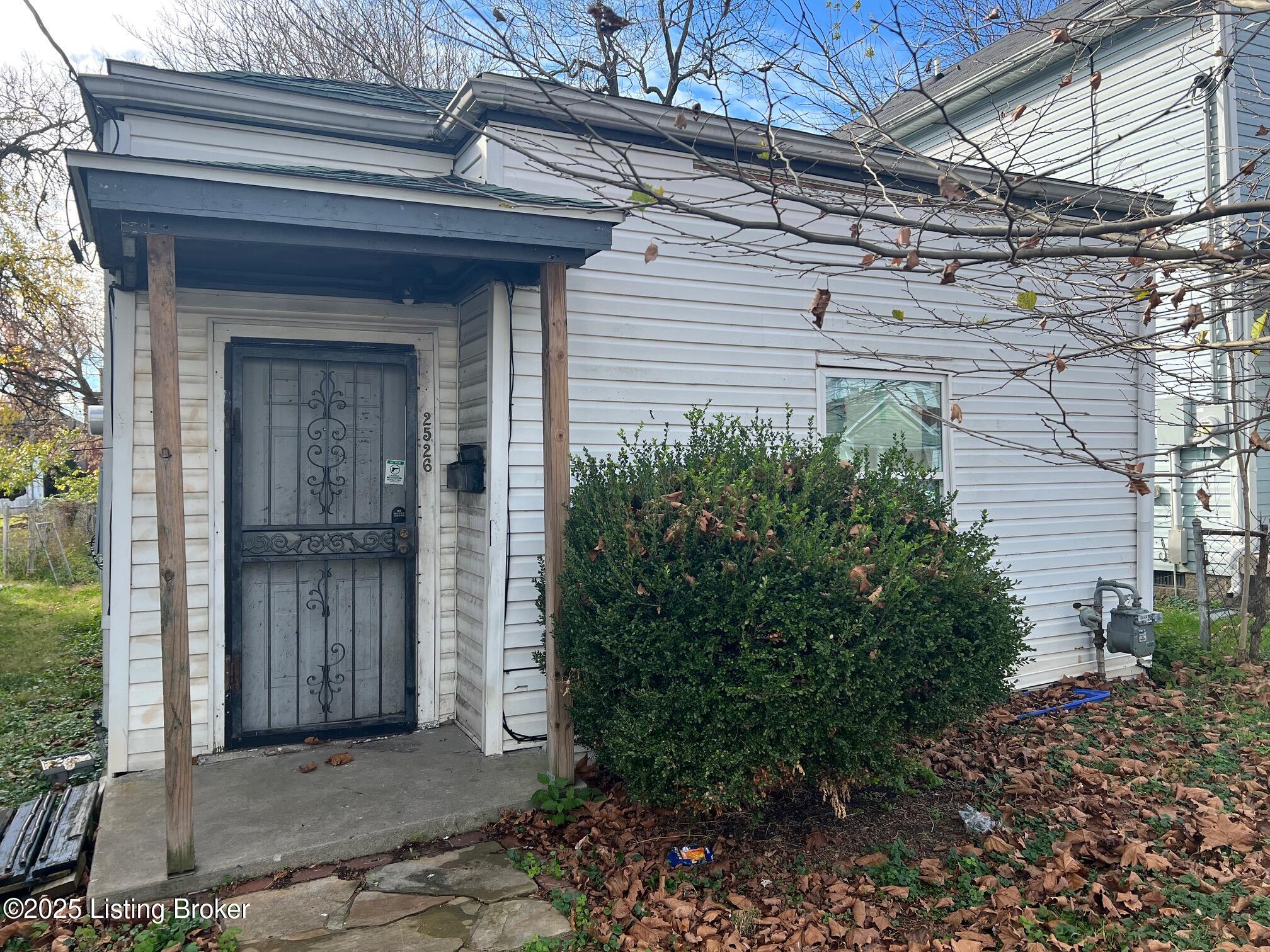 2526 Griffiths Ave, Louisville, Pennsylvania image 1