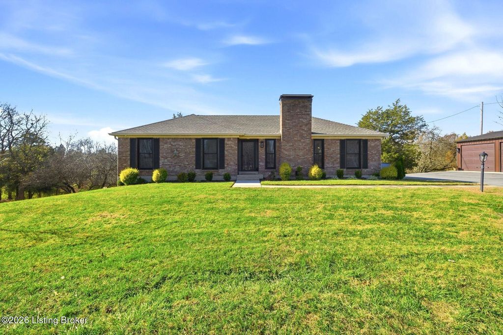 Photo of 3900 Hawthorne Rd, La Grange, KY 40031 (MLS # 1708273)