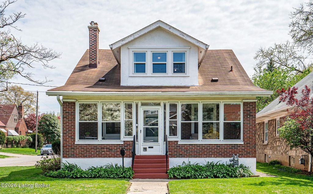 Photo of 852 Linwood Ave, Louisville, KY 40217 (MLS # 1714156)