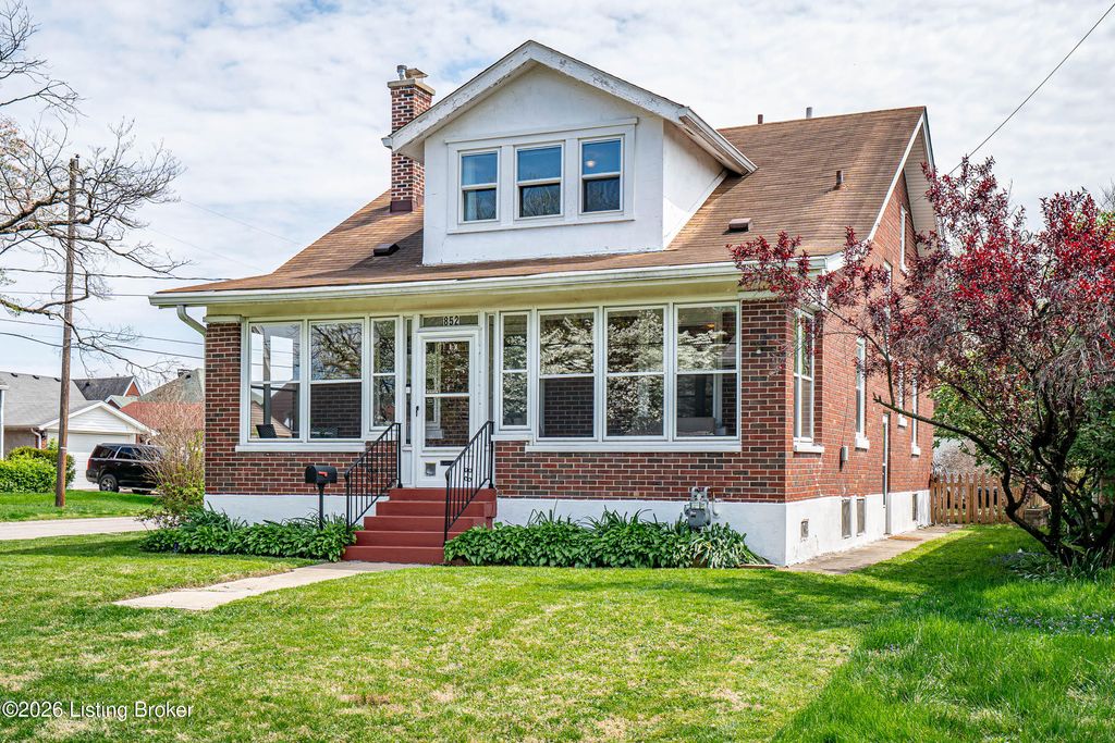 Photo of 852 Linwood Ave, Louisville, KY 40217 (MLS # 1714156)