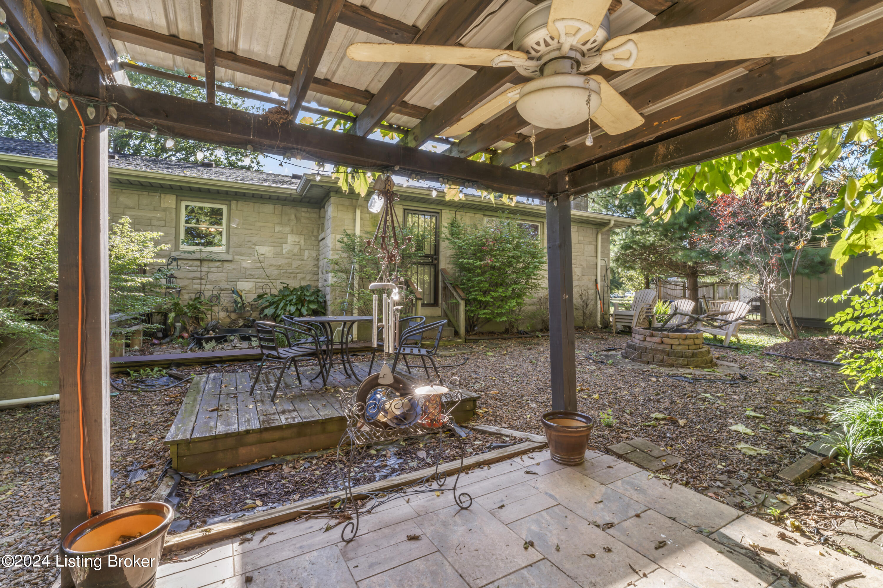 140 Ample Way, Shepherdsville, Pennsylvania image 37