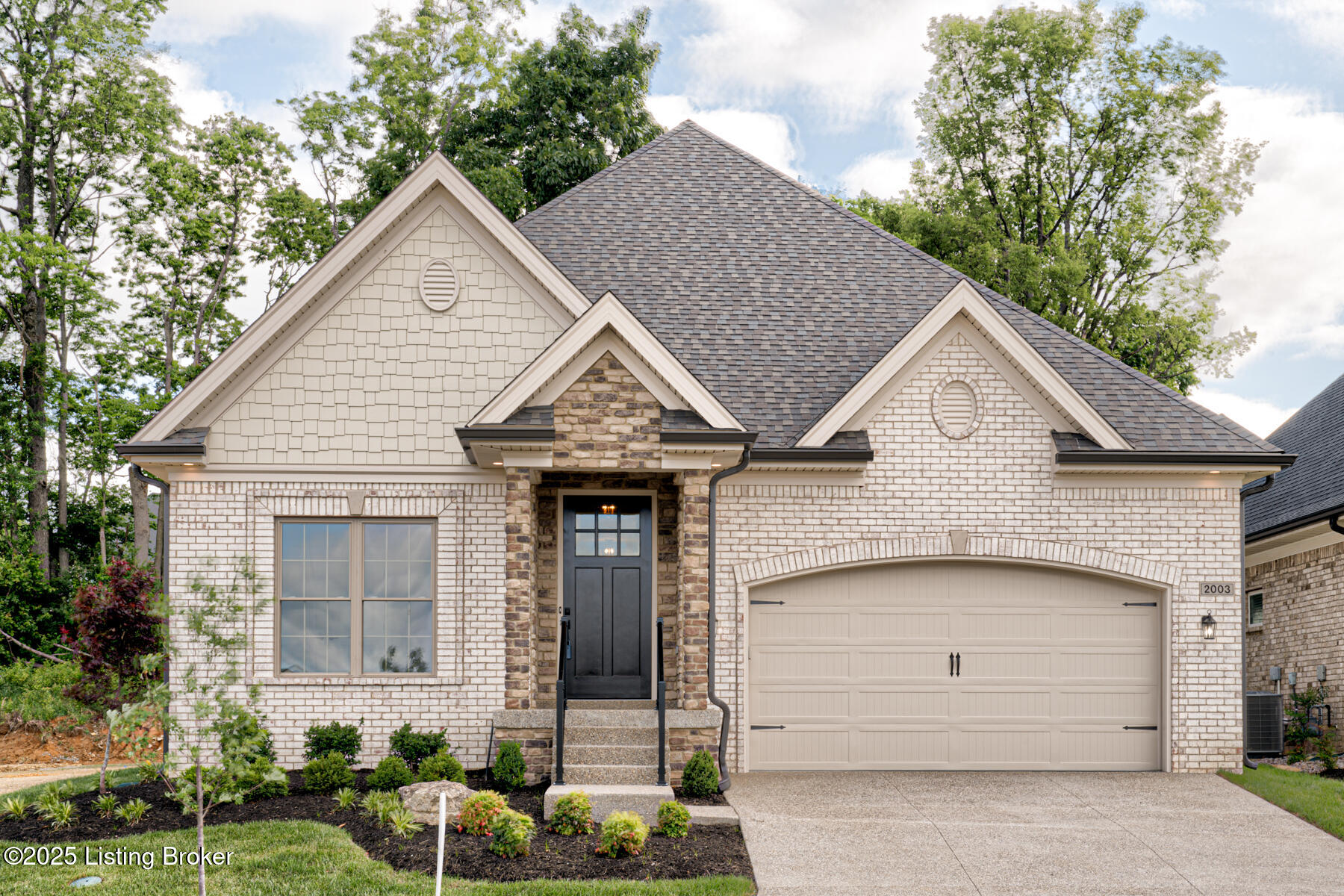 2003 Lakeview Villas Pl, Louisville, Kentucky image 1