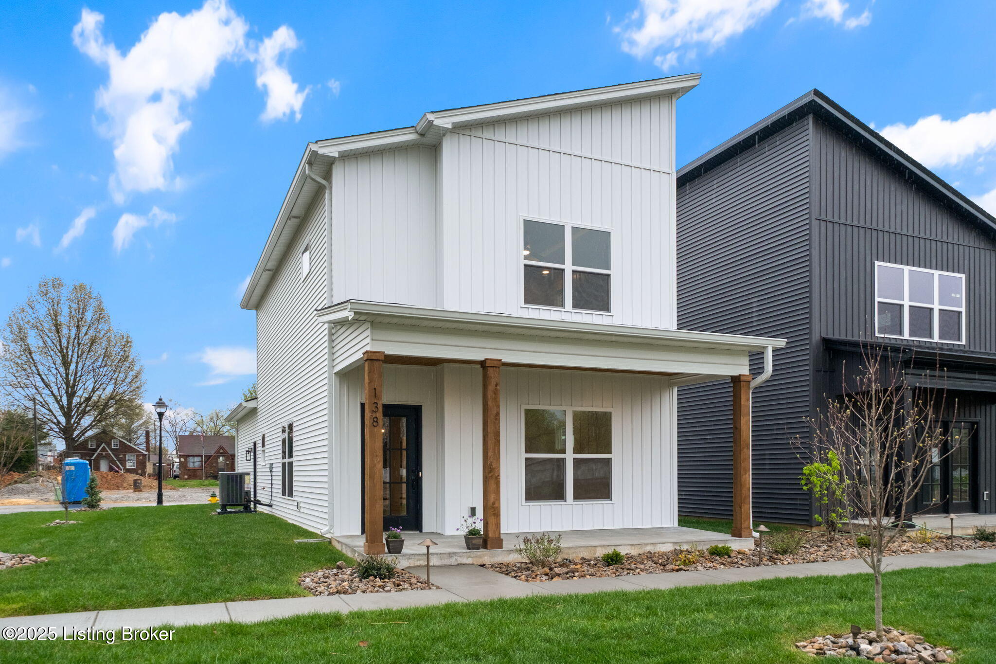 138 E Rock Ln, Clarksville, Pennsylvania image 1