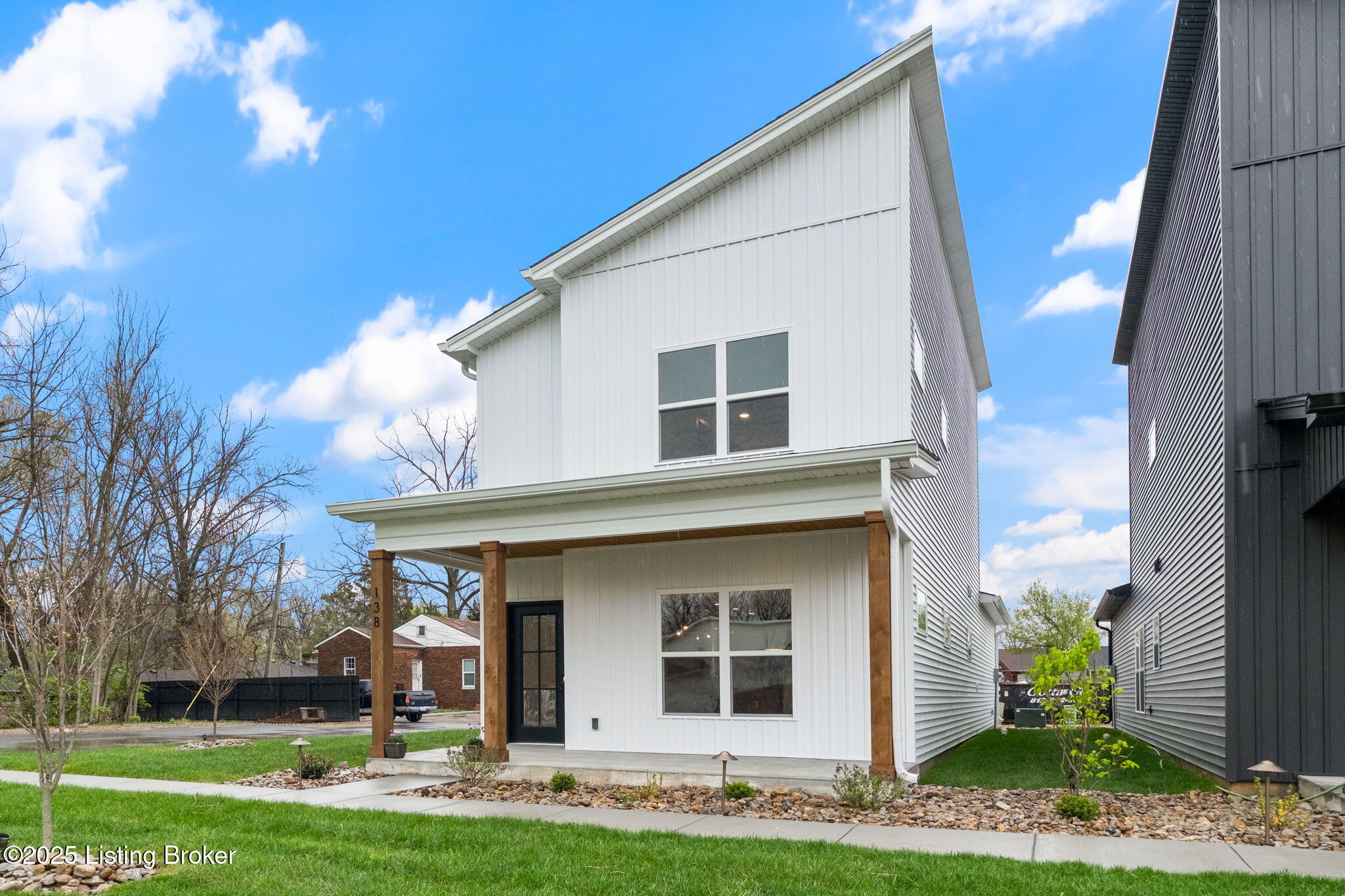 138 E Rock Ln, Clarksville, Pennsylvania image 2