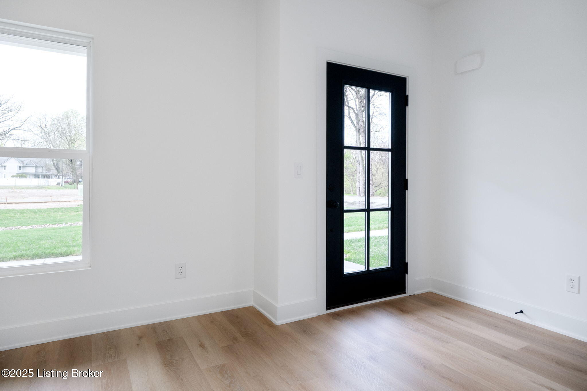 138 E Rock Ln, Clarksville, Pennsylvania image 5