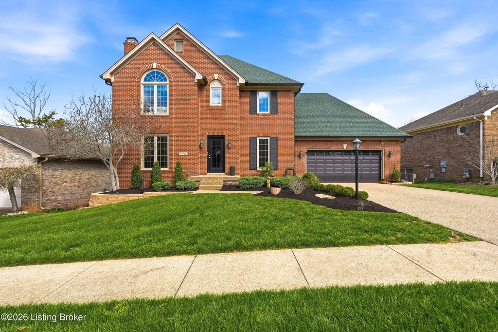 Photo of 11705 Veranda Way, Jeffersontown, KY 40299 (MLS # 1712475)