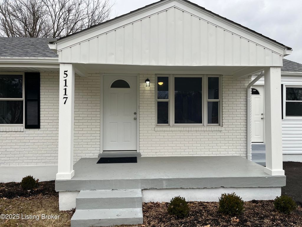 Photo of 5117 Poplar Level Rd, Louisville, KY 40219 (MLS # 1705341)