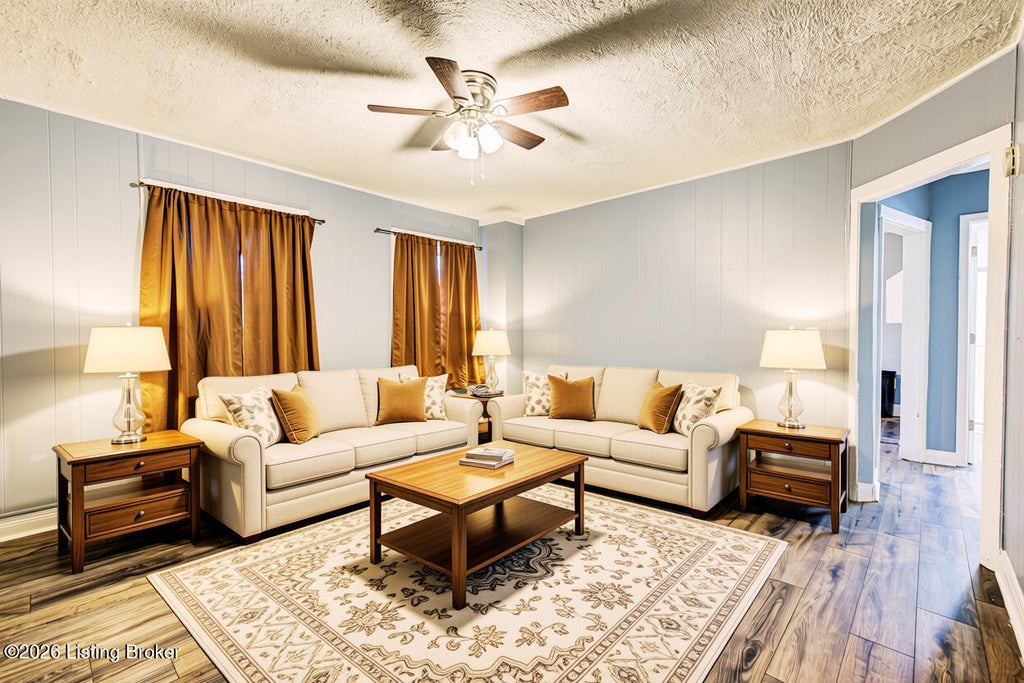 Photo of 4422 S 8th St, Louisville, KY 40215 (MLS # 1730881)