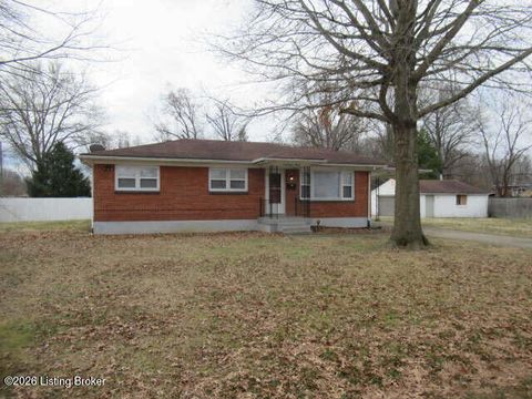 Homes For Rent - 4330 Bayberry Dr<br/> Louisville, KY 40216