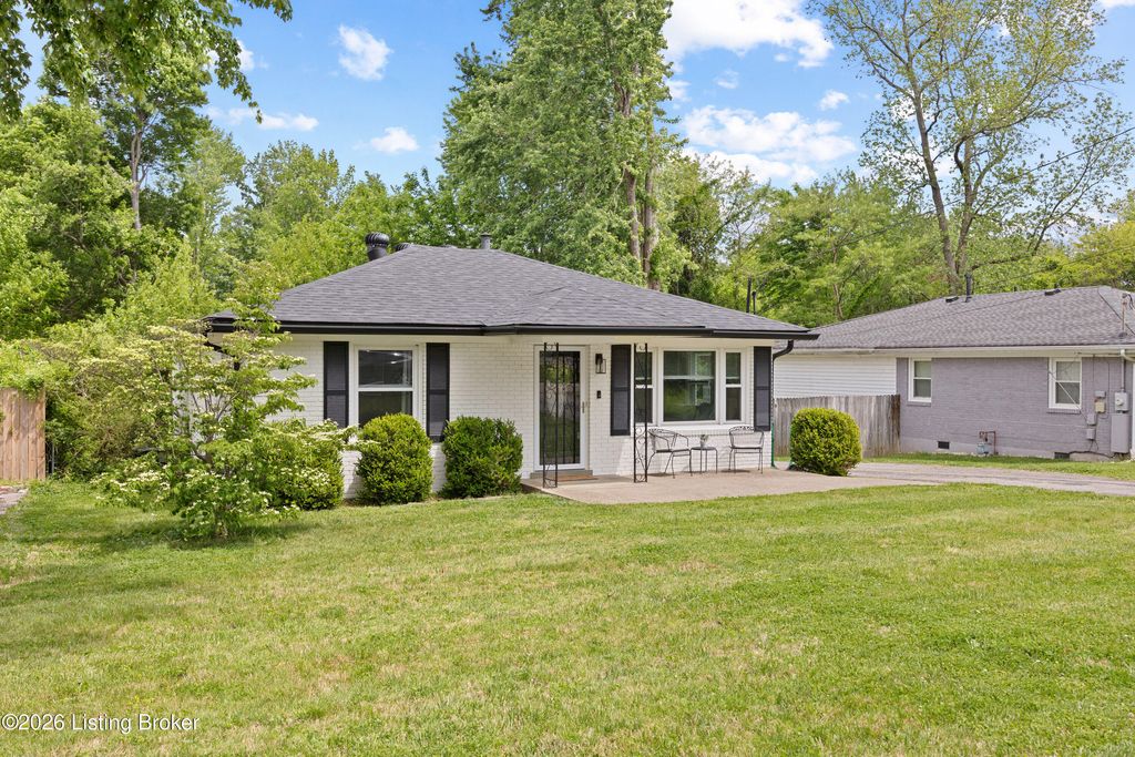 Photo of 10705 June Dr, Louisville, KY 40118 (MLS # 1715602)