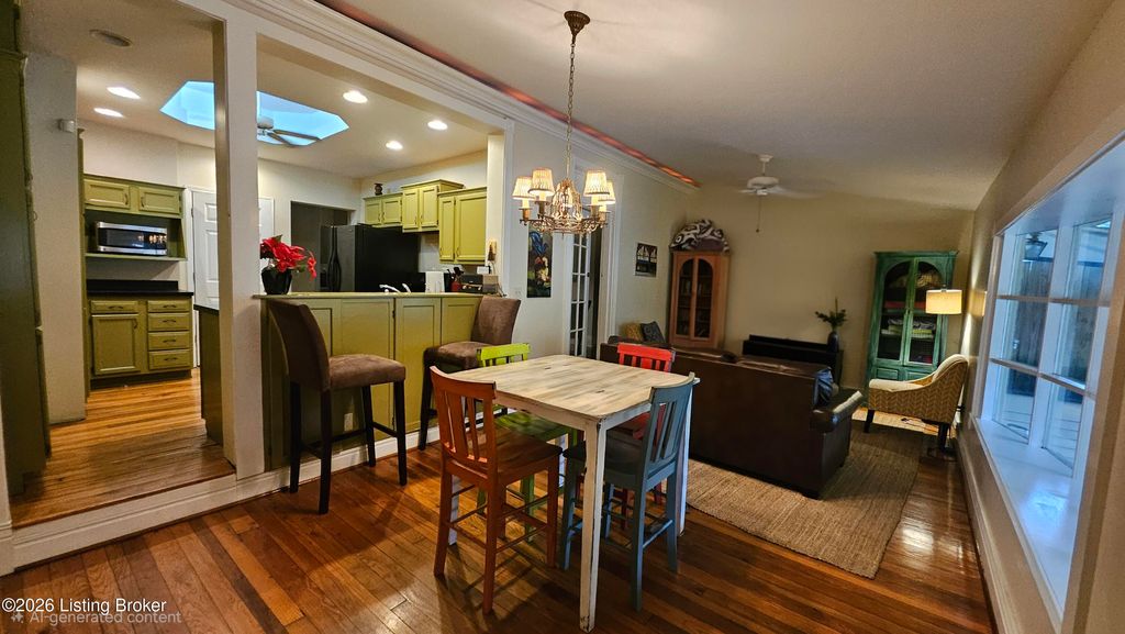 Photo of 1274 Everett Ave, Louisville, KY 40204 (MLS # 1721799)
