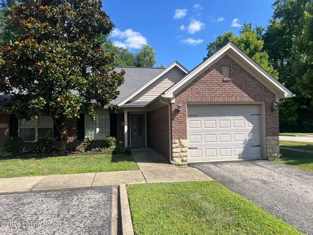 Photo of 6600 Renate Rd, Louisville, KY 40291 (MLS # 1724496)