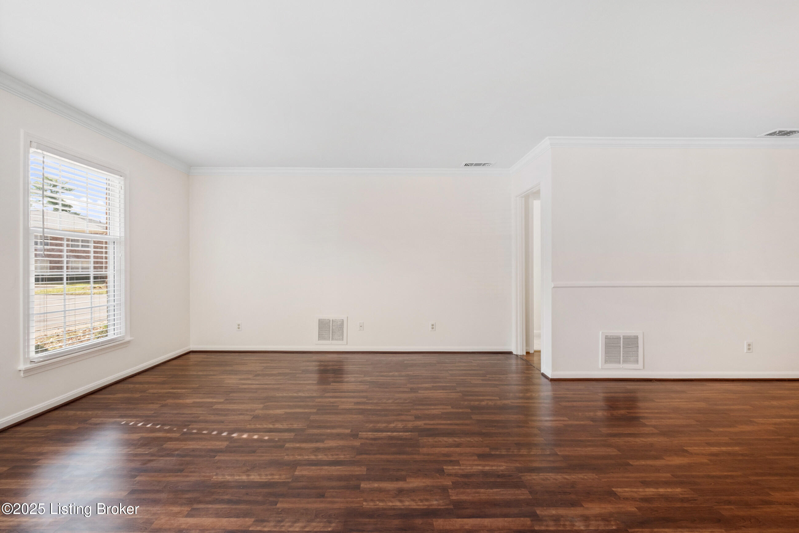 324 Stonehenge Dr #101, Louisville, Kentucky image 4