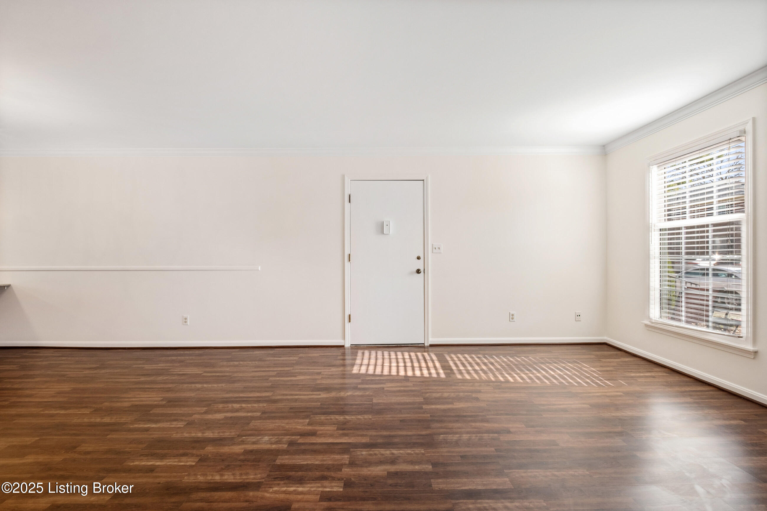 324 Stonehenge Dr #101, Louisville, Kentucky image 3