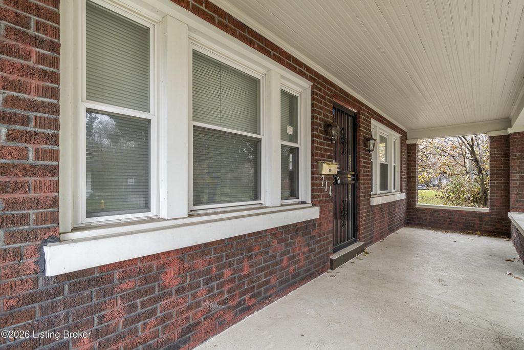 Photo of 714 Dearborn Ave, Louisville, KY 40211 (MLS # 1712994)
