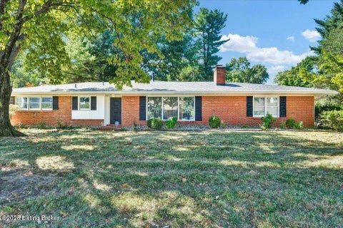 Tiny photo for 2706 Lime Kiln Ln, Louisville, KY 40222 (MLS # 1729618)