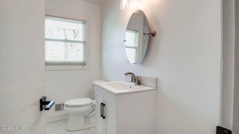 Tiny photo for 2706 Lime Kiln Ln, Louisville, KY 40222 (MLS # 1729618)