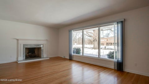 Tiny photo for 2706 Lime Kiln Ln, Louisville, KY 40222 (MLS # 1729618)