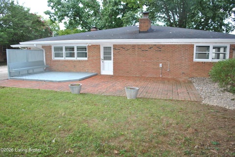 Tiny photo for 2706 Lime Kiln Ln, Louisville, KY 40222 (MLS # 1729618)