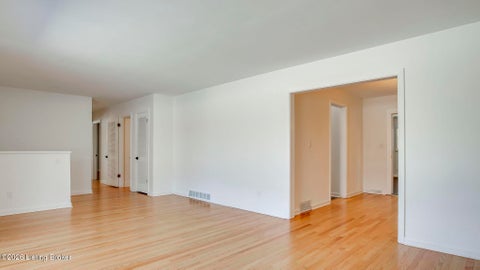 Tiny photo for 2706 Lime Kiln Ln, Louisville, KY 40222 (MLS # 1729618)