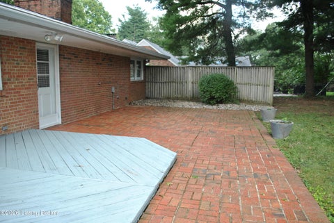 Tiny photo for 2706 Lime Kiln Ln, Louisville, KY 40222 (MLS # 1729618)