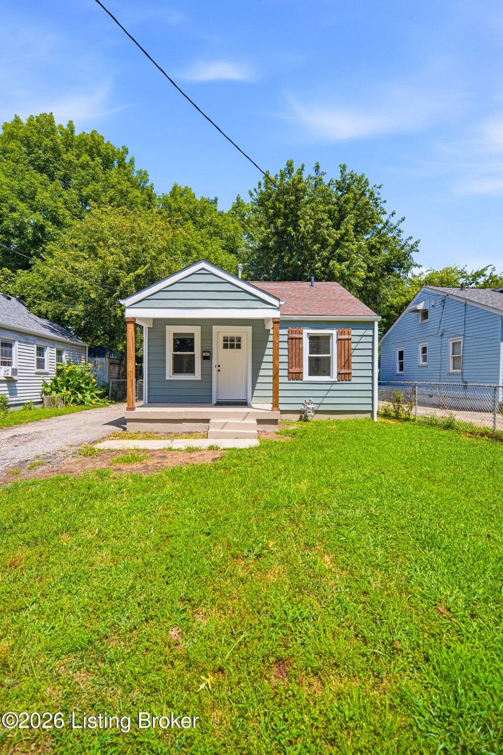 Photo of 1007 Beecher St, Louisville, KY 40215 (MLS # 1725521)