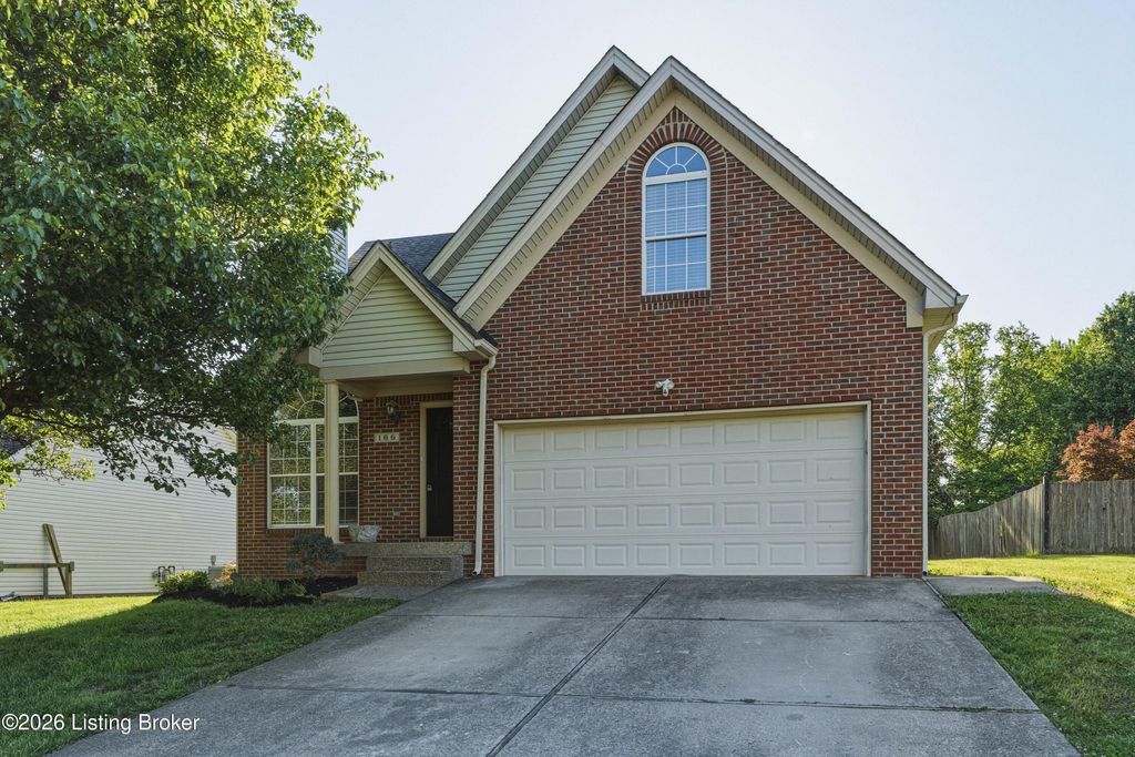 Photo of 186 Woodfield Cir, Shelbyville, KY 40065 (MLS # 1717092)