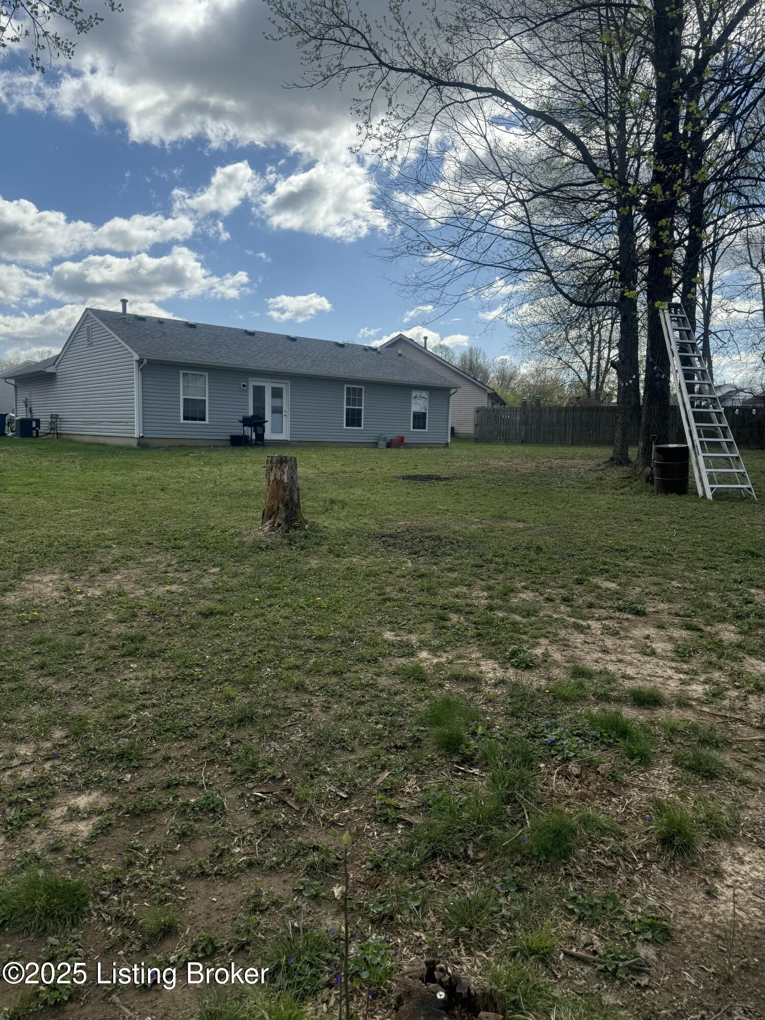 9621 Arrowridge Dr, Louisville, Kentucky image 6