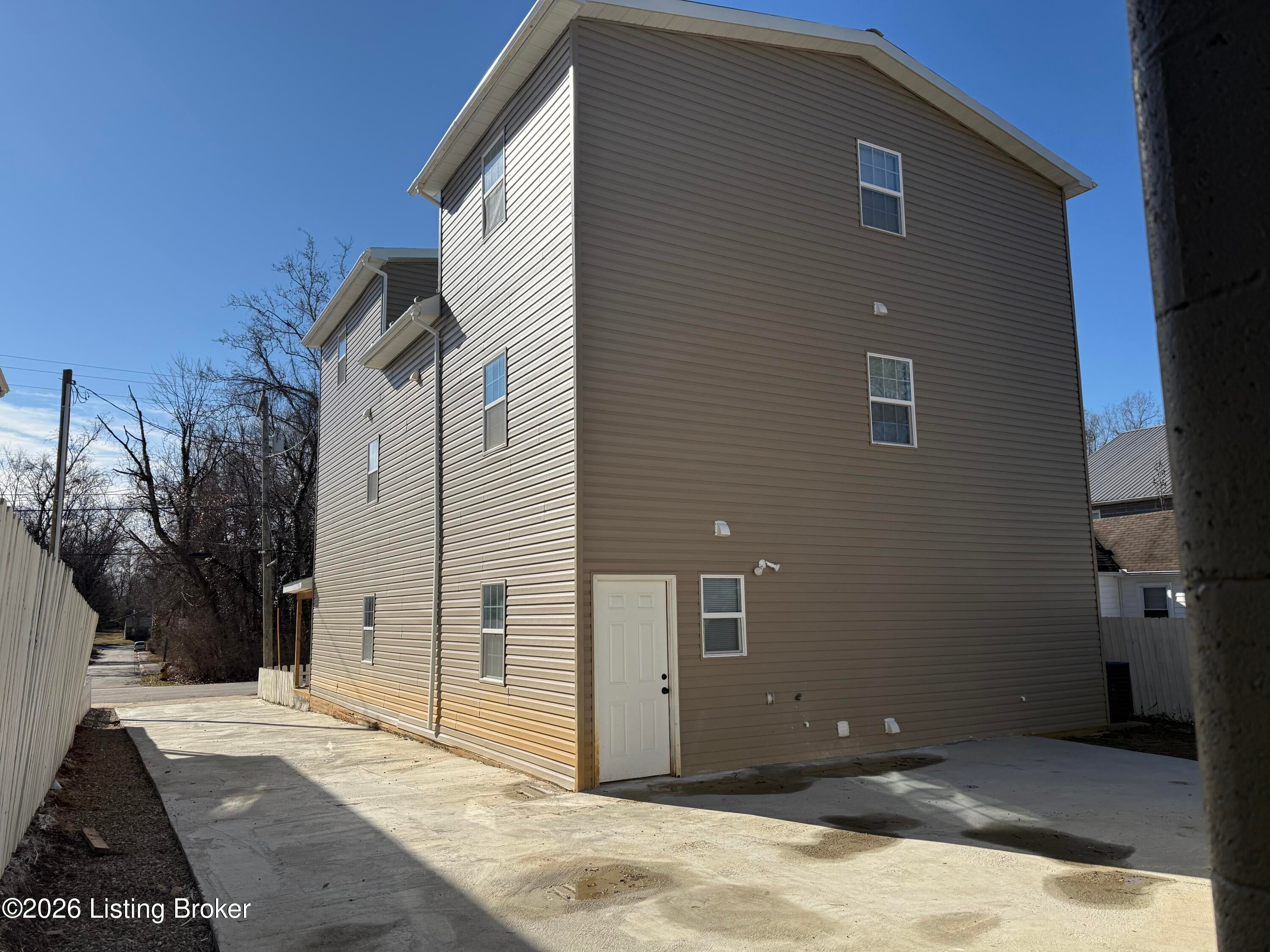 12411 Berrytown Rd