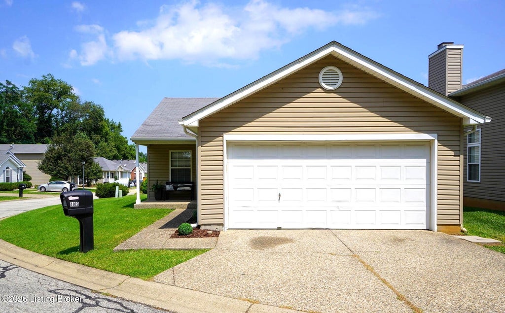 Photo of 4105 Pacelli Pl, Louisville, KY 40245 (MLS # 1724325)