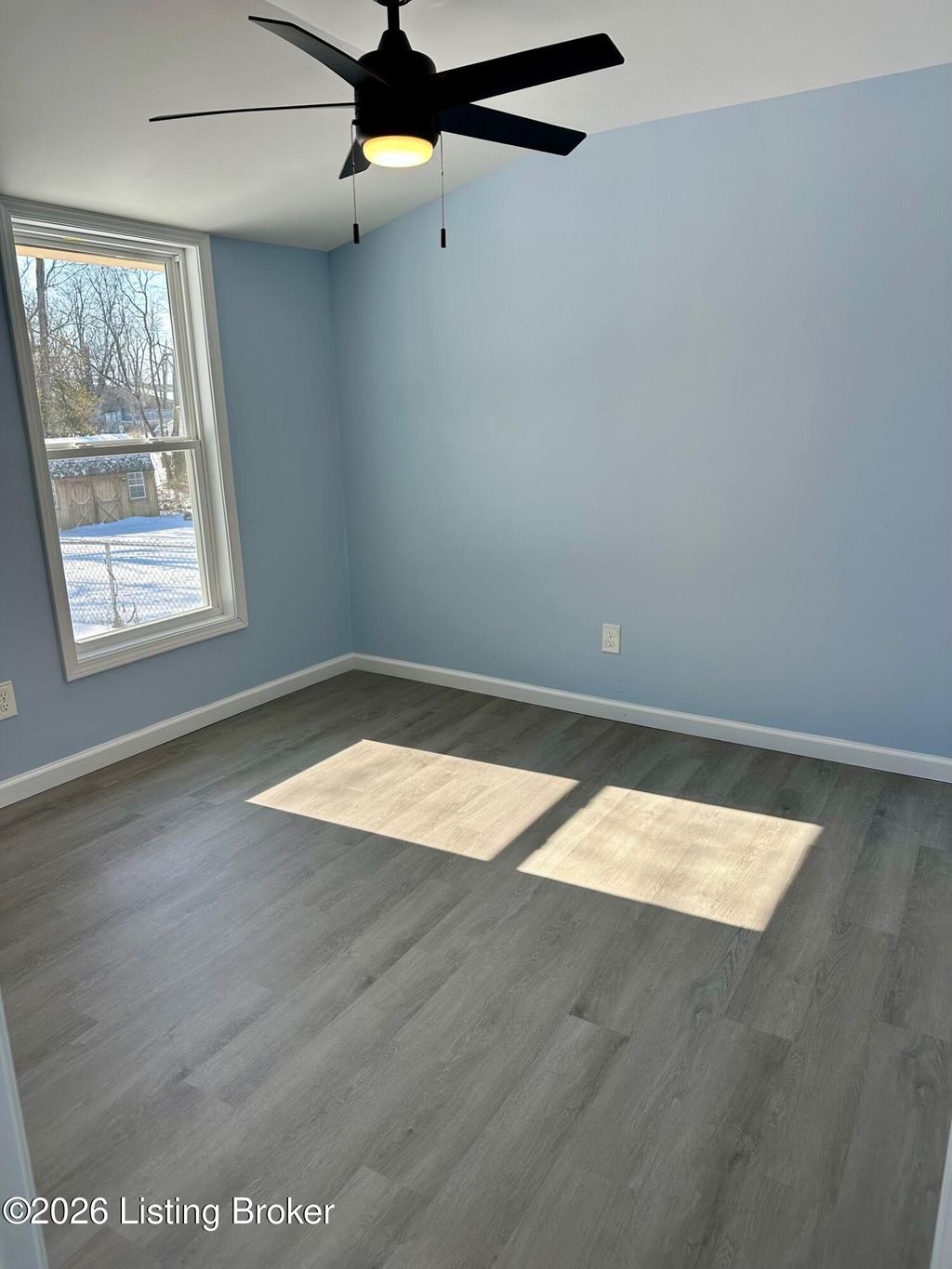 Photo of 205 Elm St, Eminence, KY 40019 (MLS # 1707983)