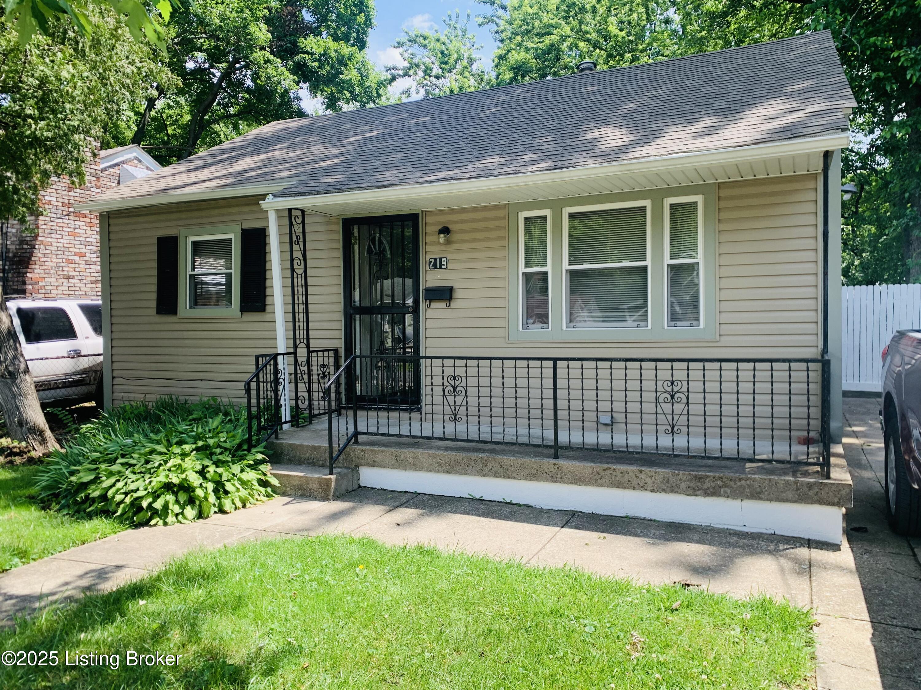 219 N 37th St, Louisville, Pennsylvania image 17