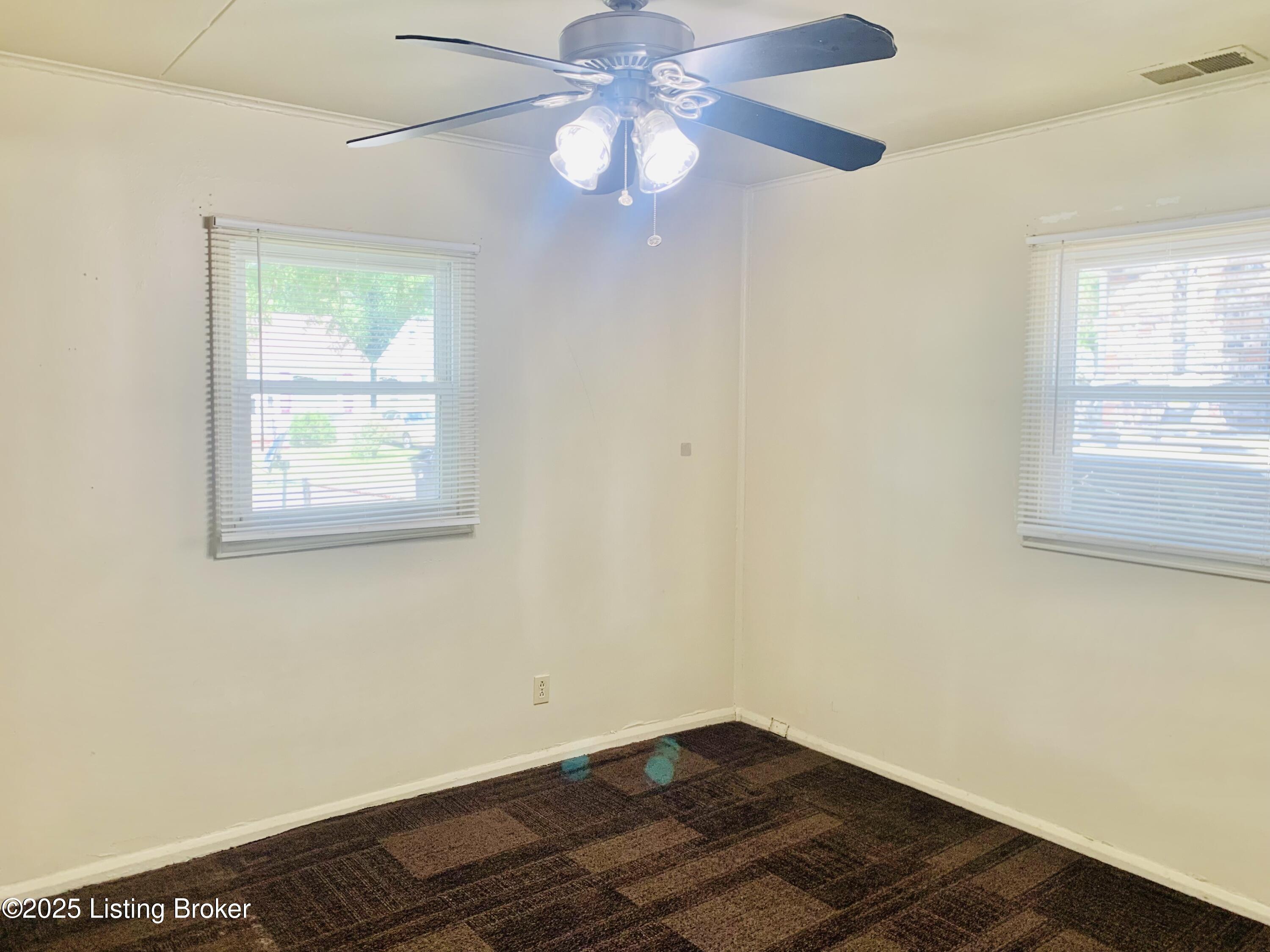 219 N 37th St, Louisville, Pennsylvania image 7