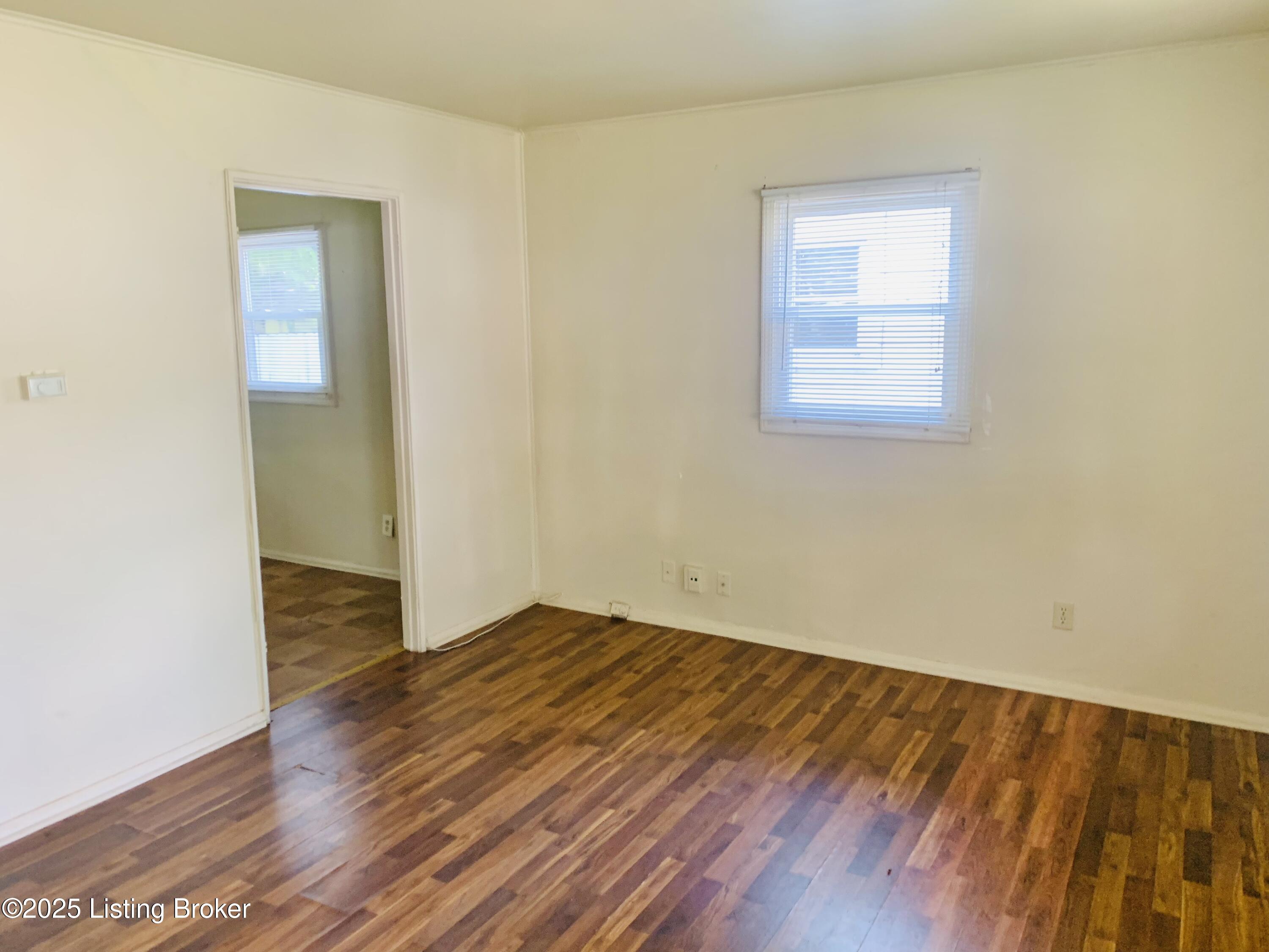219 N 37th St, Louisville, Pennsylvania image 3