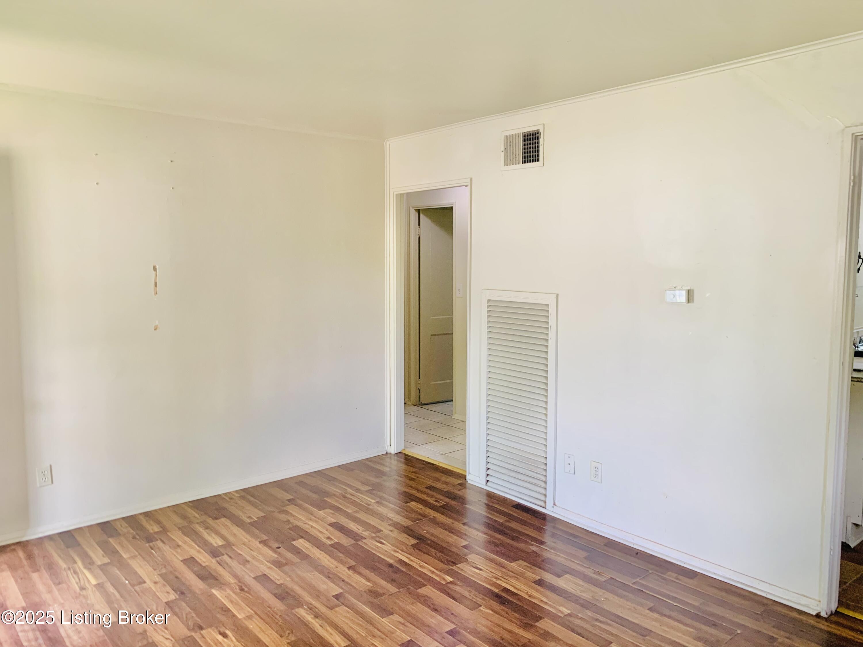 219 N 37th St, Louisville, Pennsylvania image 2