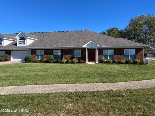 172 CLUBHOUSE DR, SHELBYVILLE, KY 40065 - Image 42d3ce03a92153aa05e2c084e64c50a1/2412594456