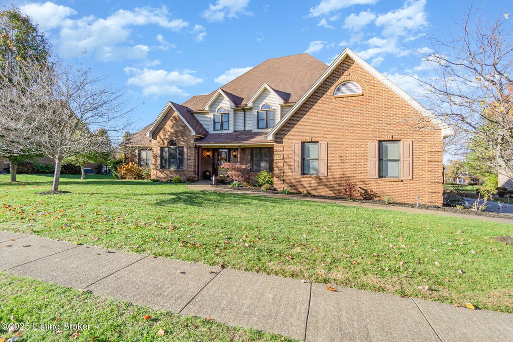 Photo of 1230 Equestrian Way, Frankfort, KY 40601 (MLS # 1705270)
