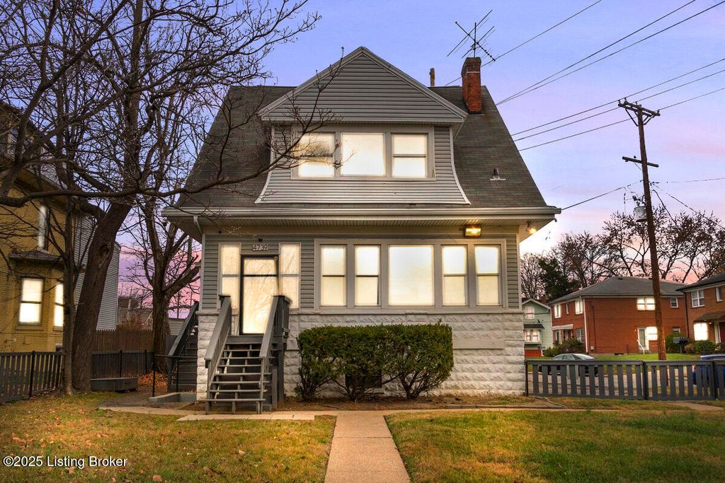 Photo of 4739 S 3rd St, Louisville, KY 40214 (MLS # 1705461)