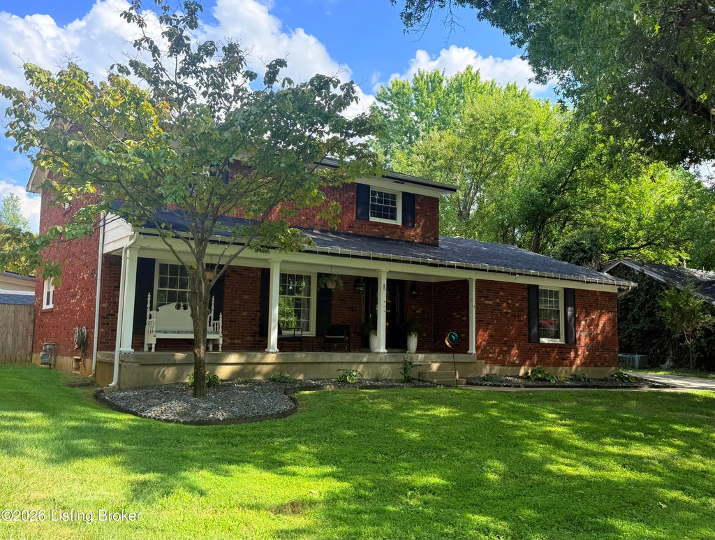 Photo of 4109 Samoset Ct, Jeffersontown, KY 40299 (MLS # 1728807)