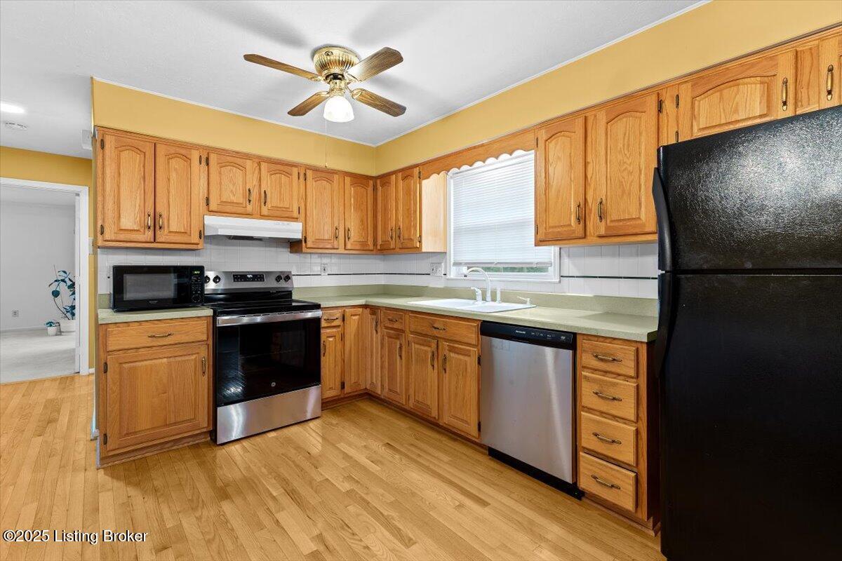 8408 Wimborne Way, Louisville, Kentucky image 7